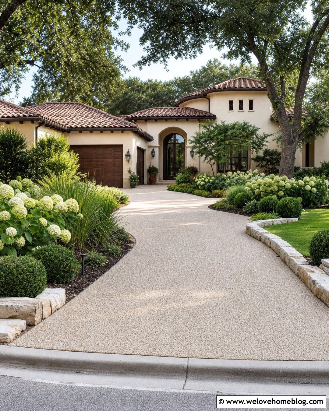 Beige Resin Bound Driveway With Stone Edging - 20 resin bound driveway ideas