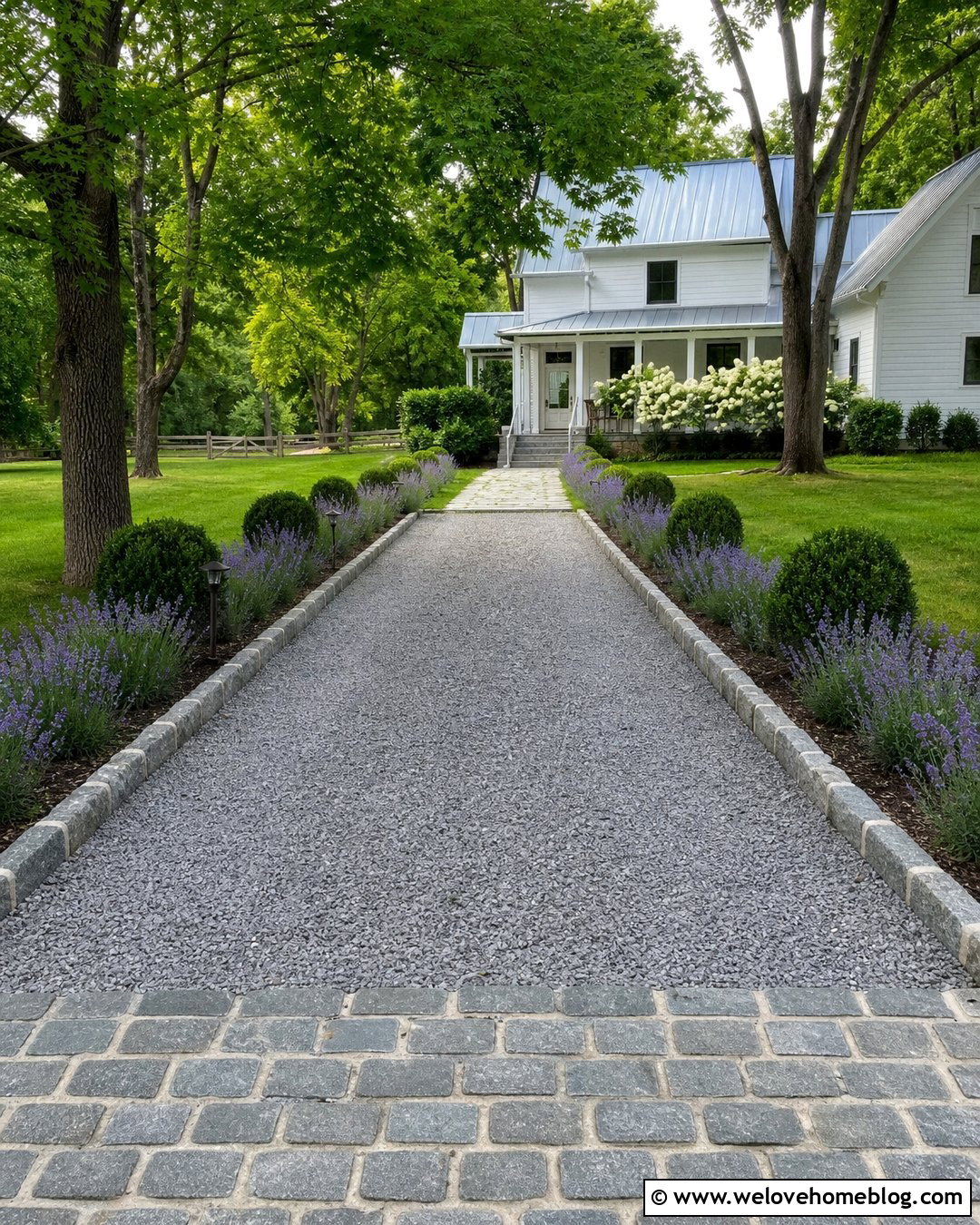 Belgium Block Apron With Gray Gravel Driveway - 20 Belgium Block Driveway Apron Ideas