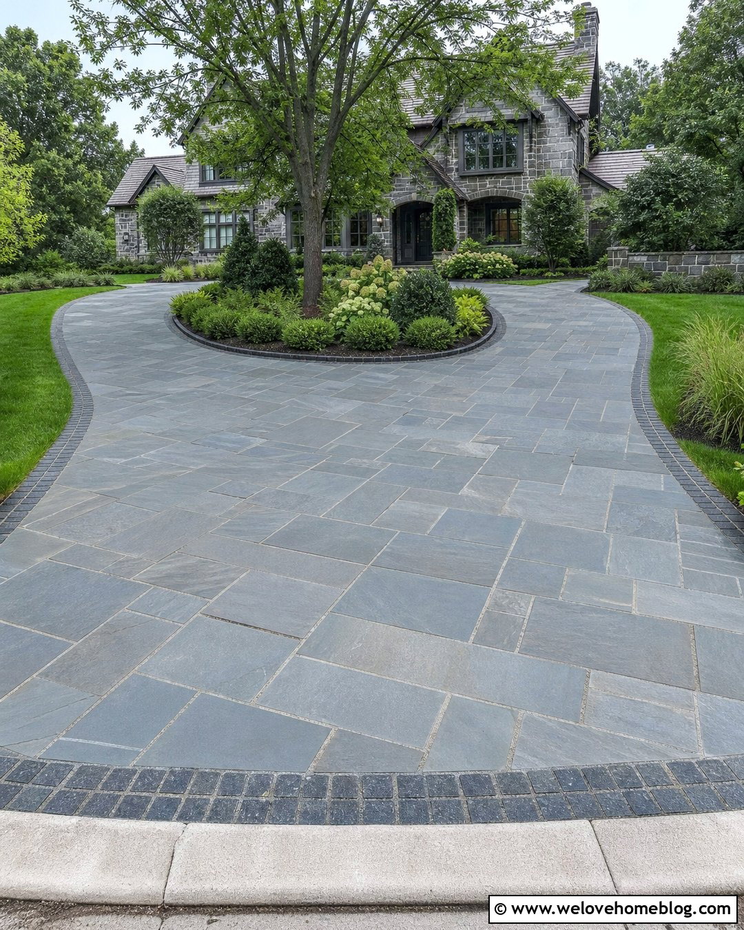 20 Gravel and Paved Driveway Ideas for a Refined Country Look