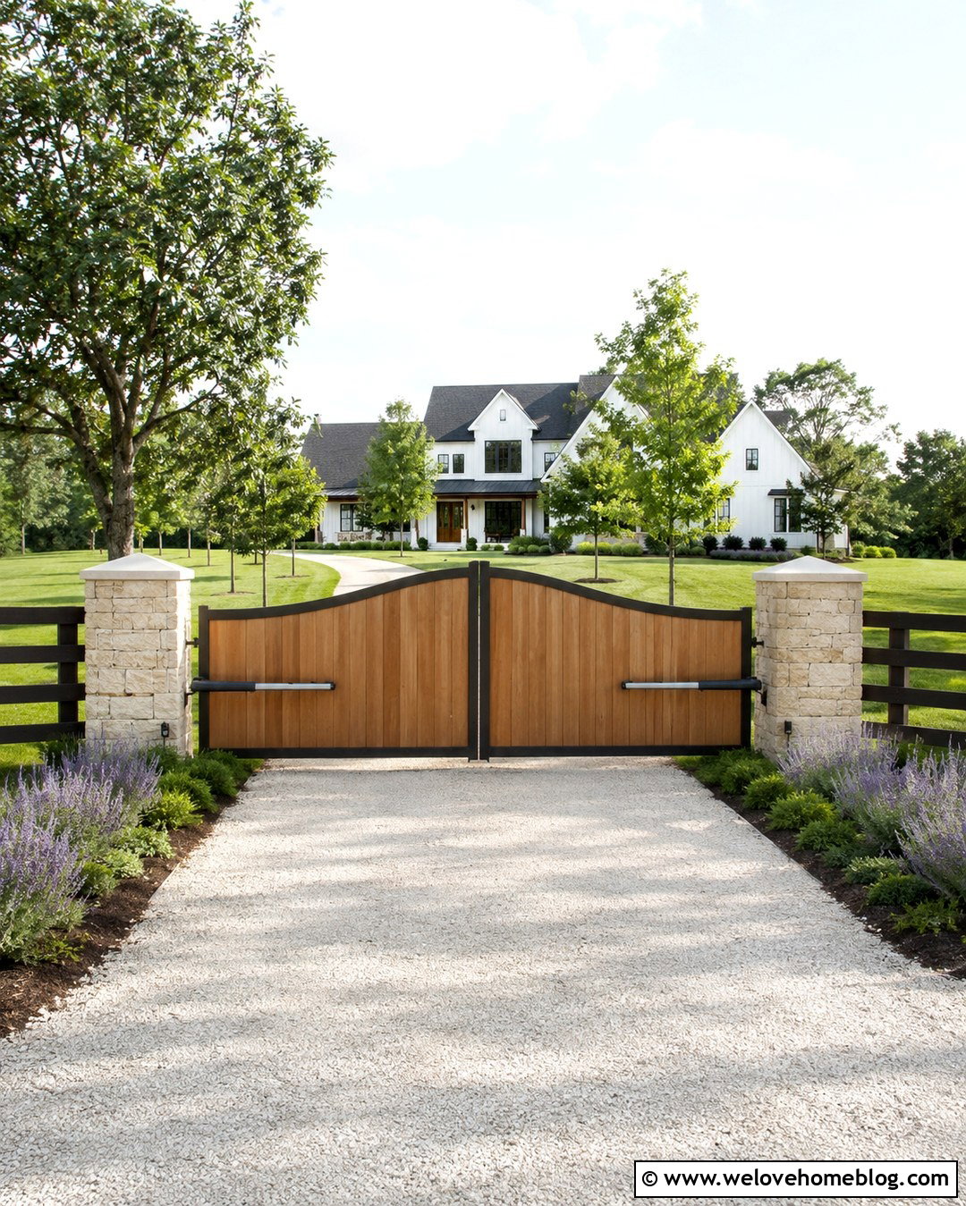 Board And Batten Wooden Driveway Gate - 20 Wooden Driveway Gate With Automatic Opener Ideas
