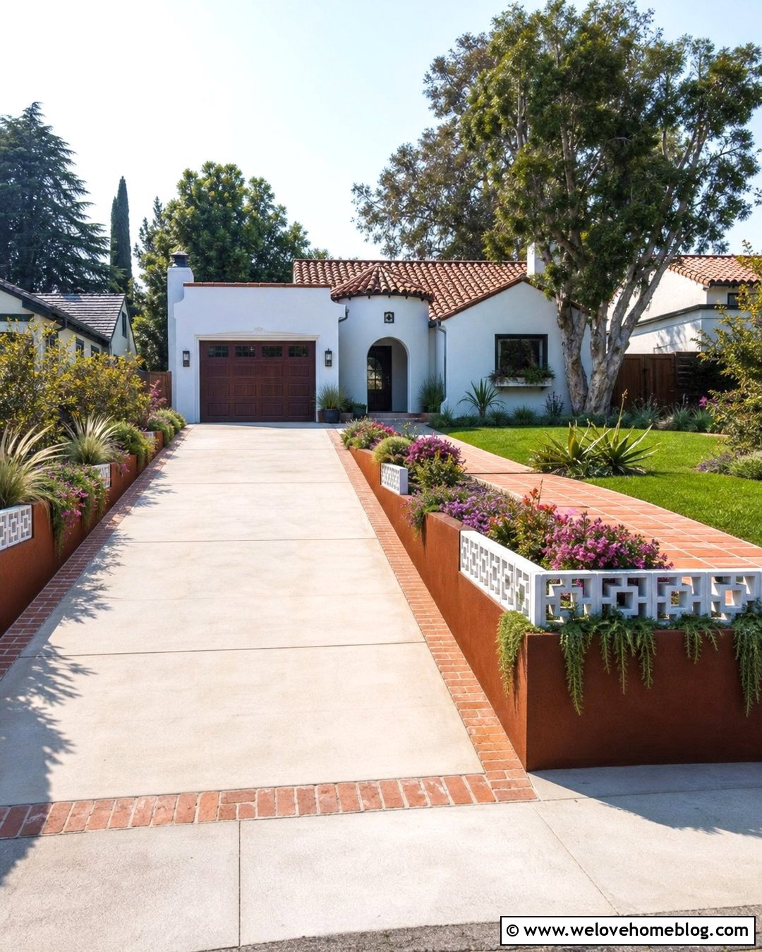Breeze Block Driveway Planter Wall - 20 Breeze Block Driveway Ideas