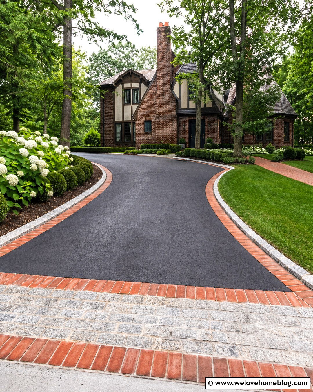 20 Asphalt Driveway Edging Ideas That Boost Curb Appeal