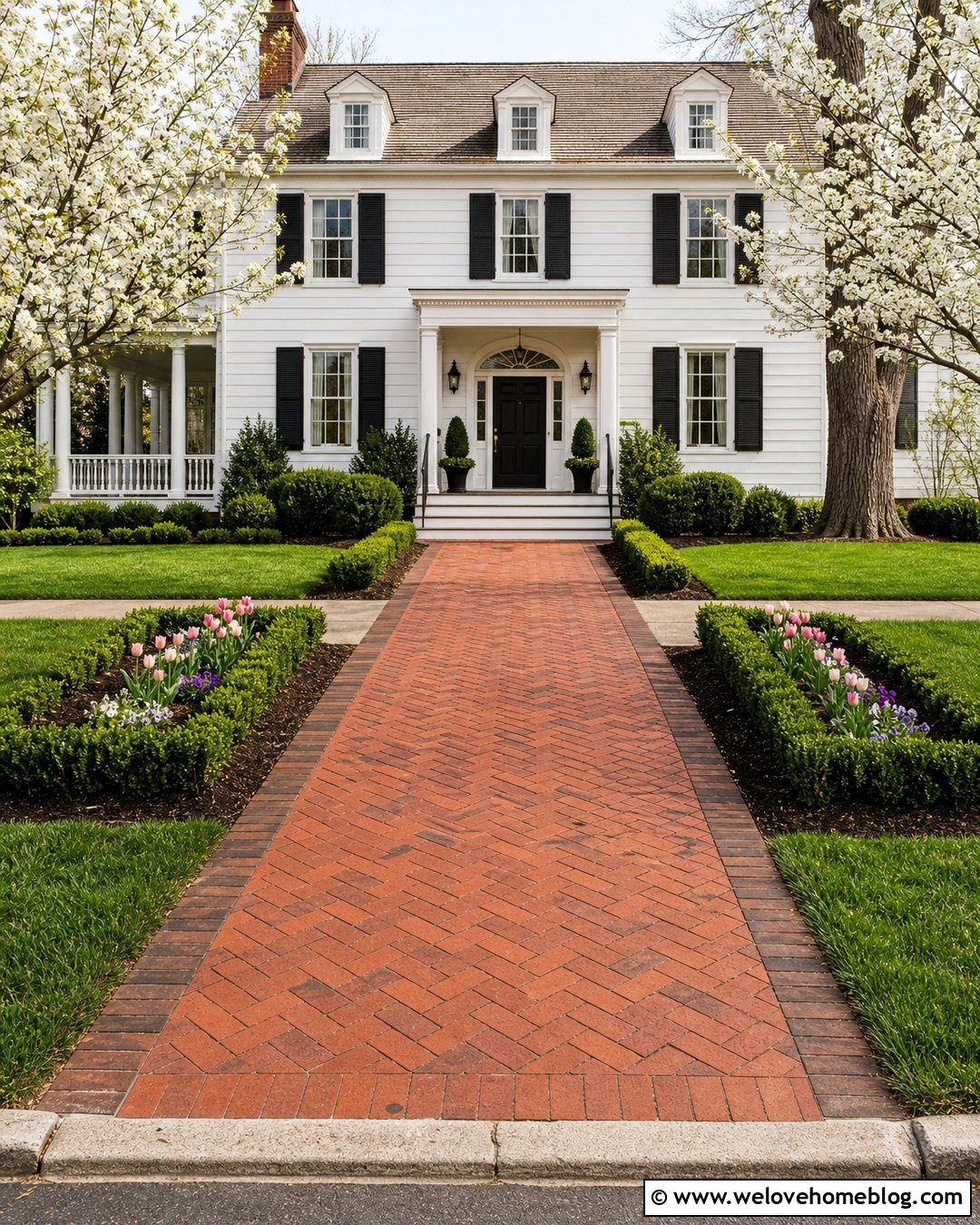 Brick Driveway Flower Bed With Boxwood - 30 Driveway Flower Bed Ideas