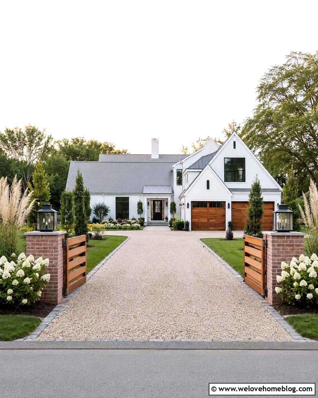 Brick Driveway Pillars With A Wood Gate - 20 Brick Driveway Pillars With Lights Ideas