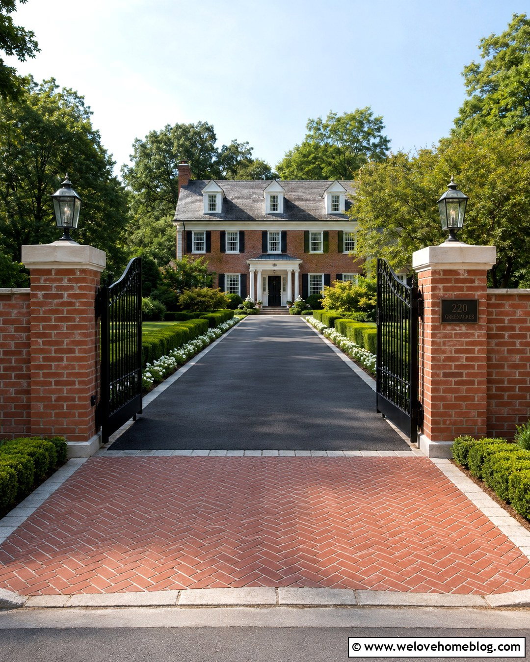 Brick Gate Pillars With Iron Gate - 20 gate pillars driveway entrance ideas