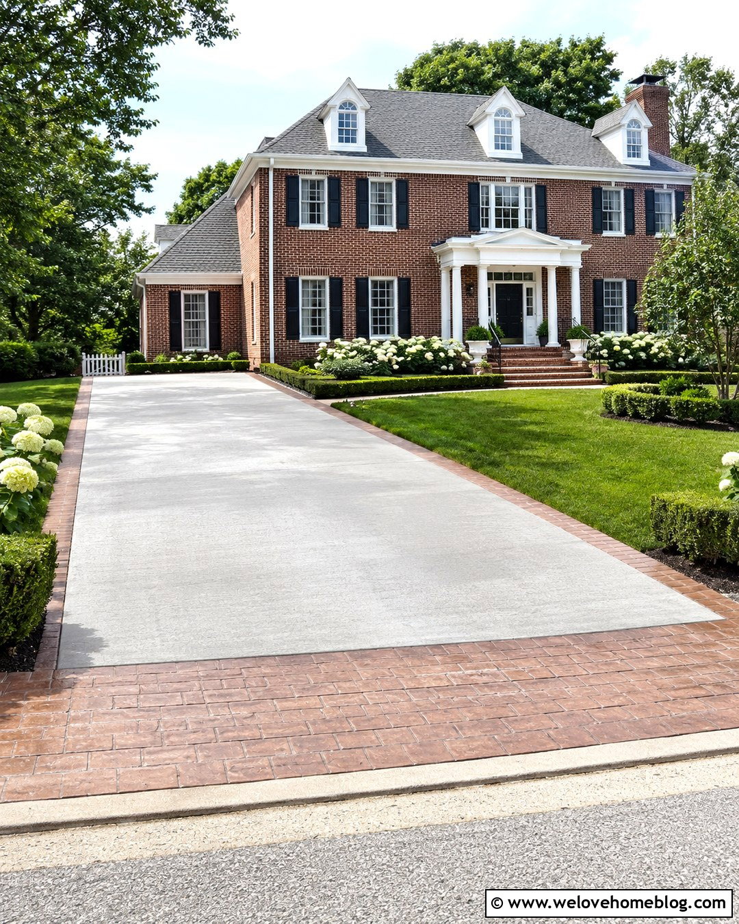 Brick Stamped Concrete Driveway Border With Broom Finish - 20 Stamped Concrete Driveway Border Ideas