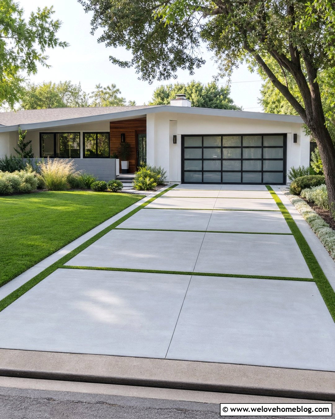 Broken Concrete Driveway With Grass Joints - 20 Broken Concrete Driveway Ideas