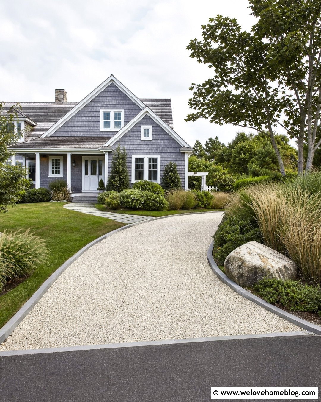 Cape Cod Shell Driveway With Beach Grass - 40 driveway on a budget ideas