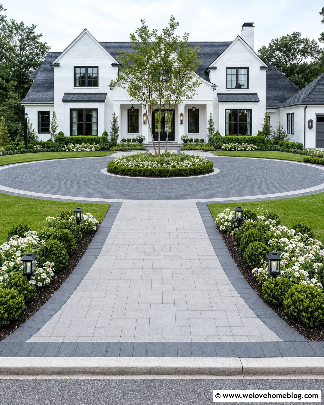 Circular Driveway With Front Walkway Connection - 45 Circular Driveway Ideas