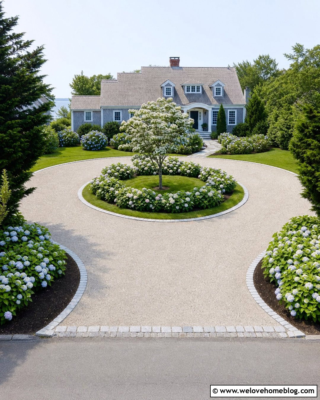 Circular Driveway With Hydrangea Borders - 35 circular driveway landscaping ideas
