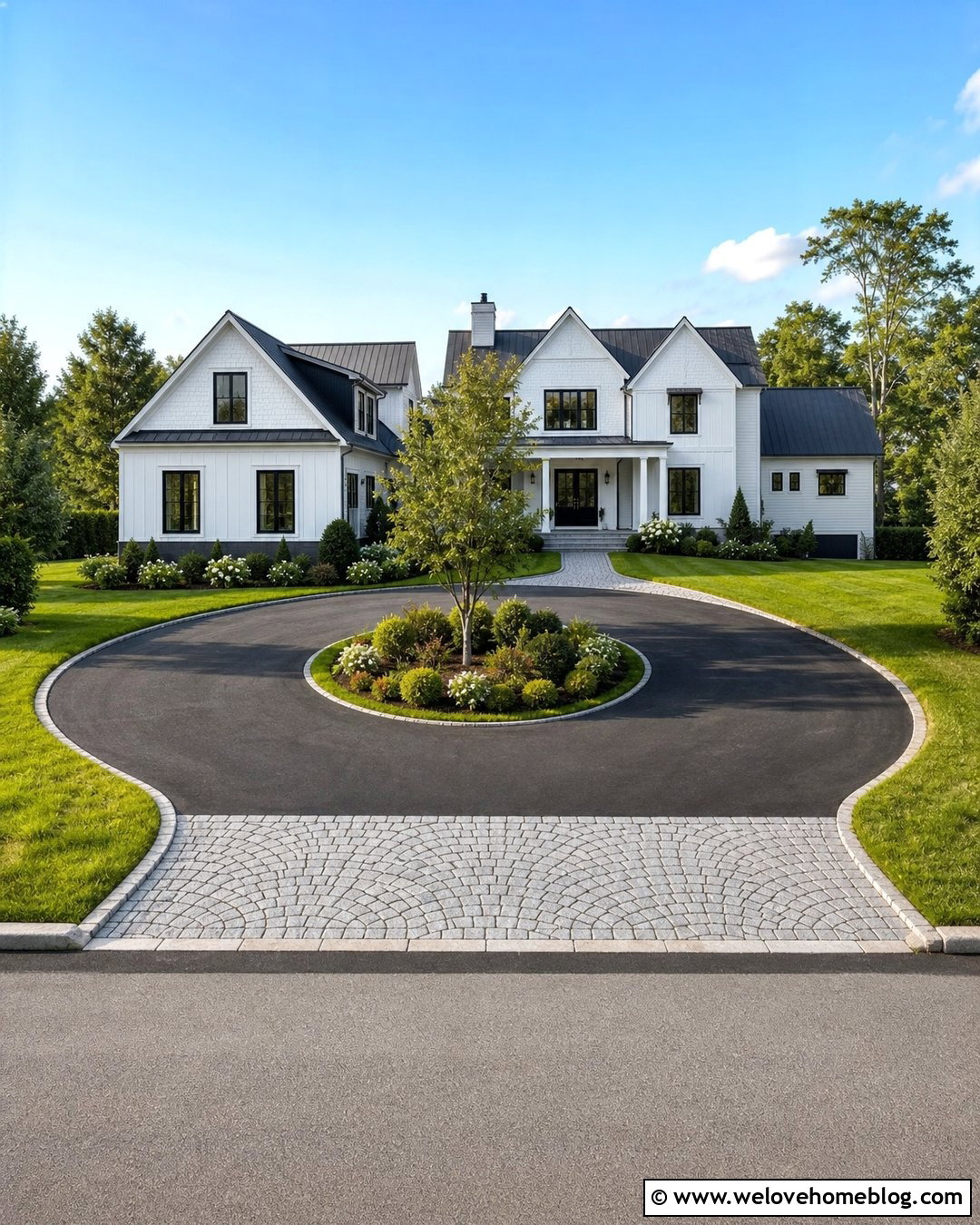 Circular Driveway With Two Belgian Block Aprons - 20 Belgian Block Driveway Apron Ideas