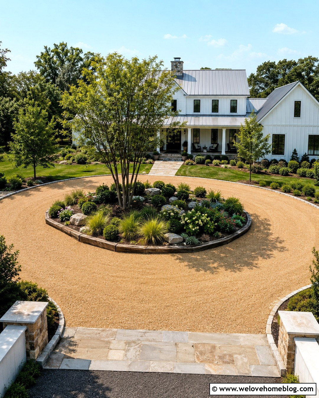 Circular Gravel Driveway With Sleeper Island - 20 Railway Sleeper Driveway Ideas