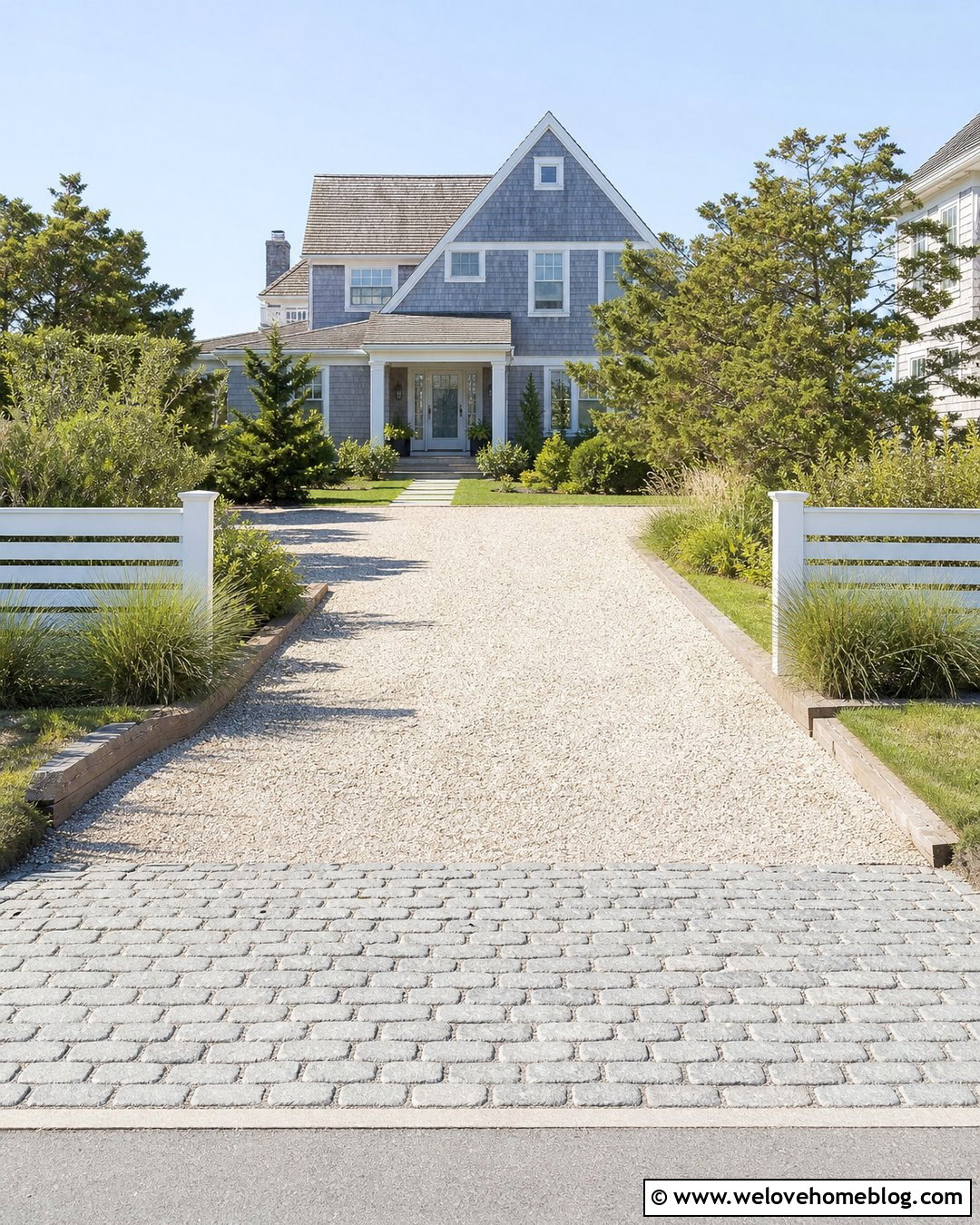 Coastal Driveway Entrance With Shell Gravel - 25 Entrance Driveway Ideas