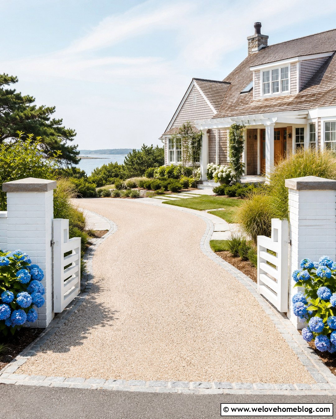 Coastal Driveway Entrance - 20 Elegant Driveway Entrance Ideas