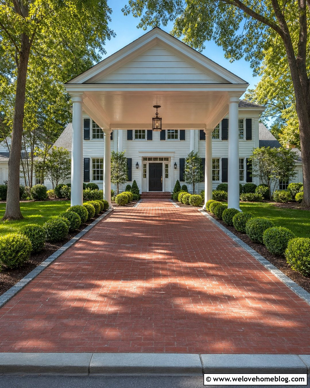 Colonial Column Driveway Overhang - 20 Driveway Overhang Ideas
