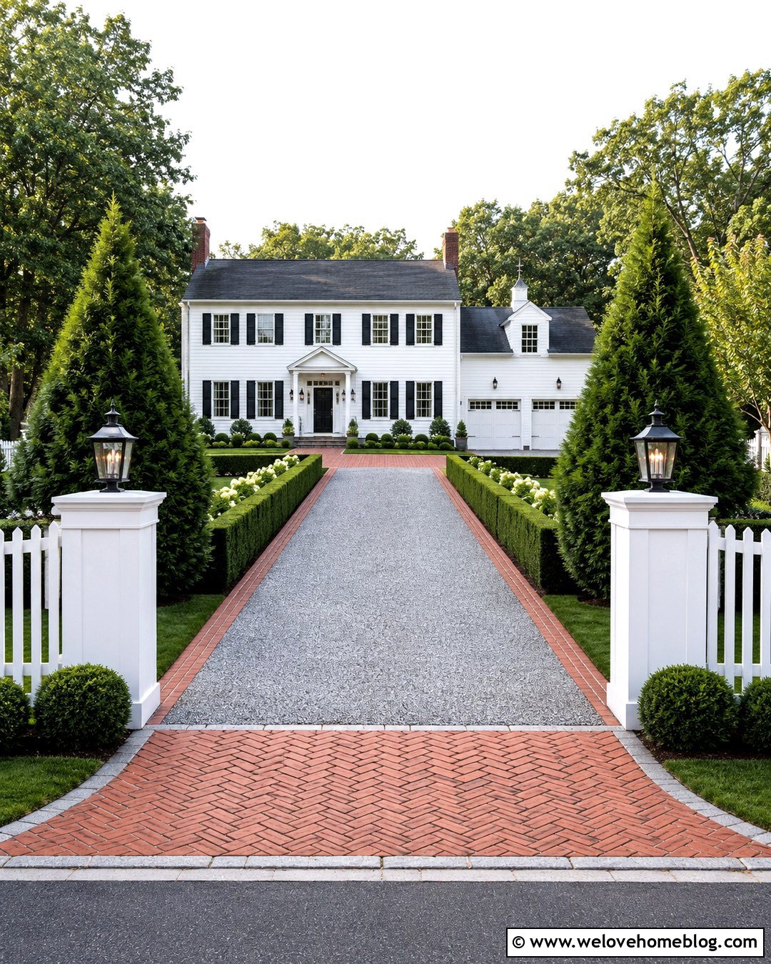 Colonial Gravel Driveway With Brick Apron - 20 Brick And Gravel Driveway Ideas