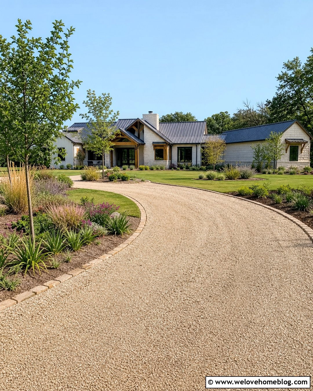 Compacted Gravel Driveway With Native Landscaping - 20 Compacted Gravel Driveway Ideas