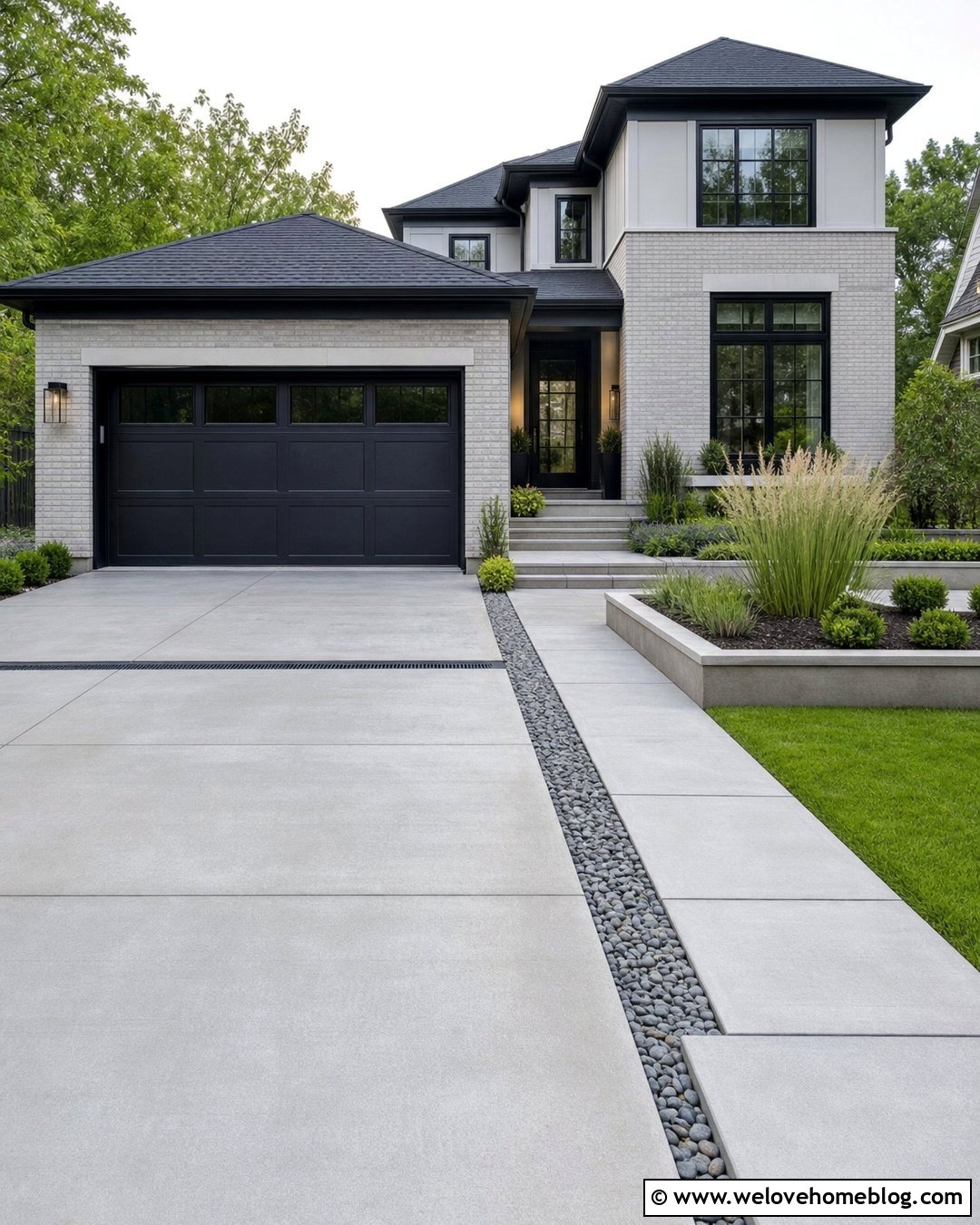 Concrete Driveway With Drainage Strip And Walkway - 20 Concrete Driveway And Walkway Ideas