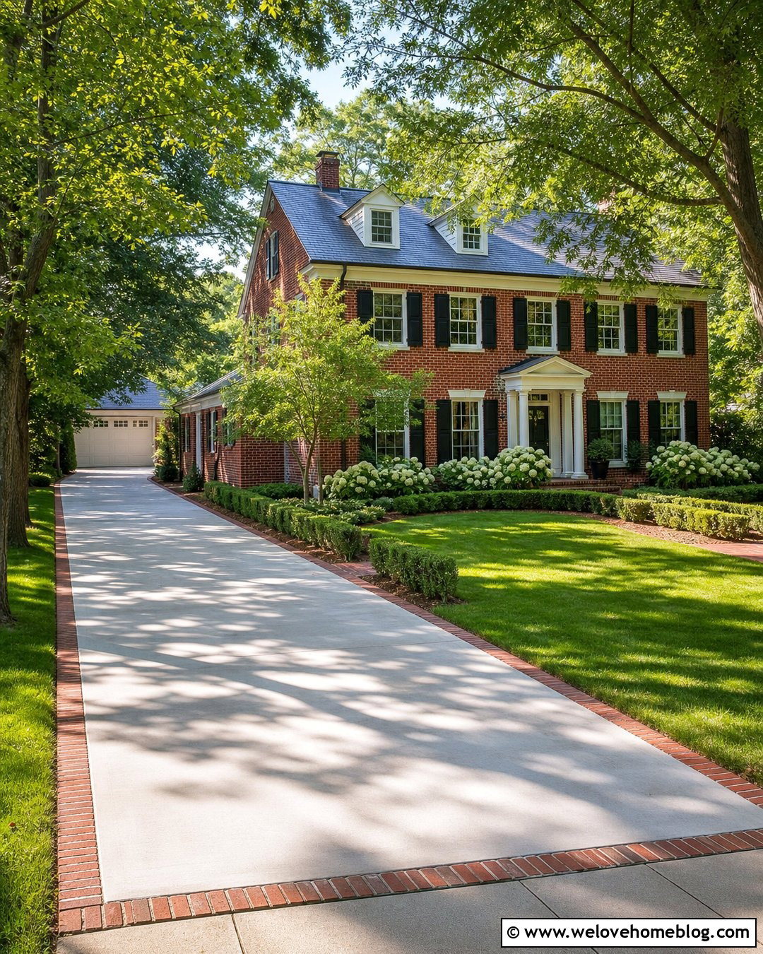 Concrete Driveway With Red Brick Trim - 20 Brick Trim Driveway Ideas