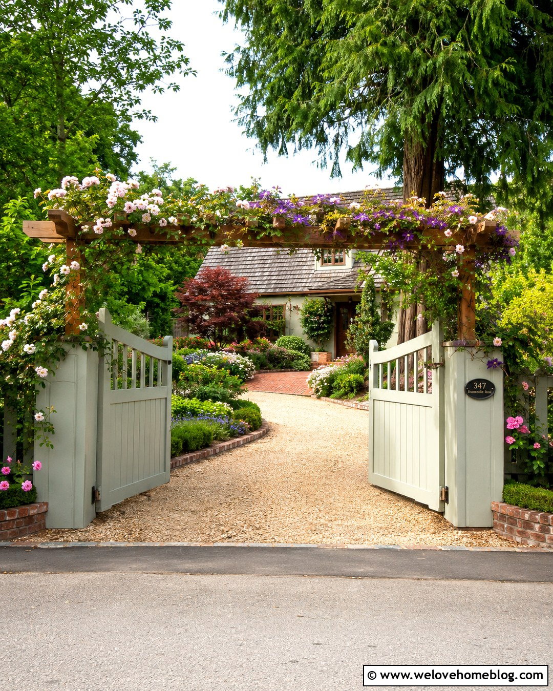 Cottage Arbor Driveway Gate Entrance - 20 Driveway Gate Entrance Ideas