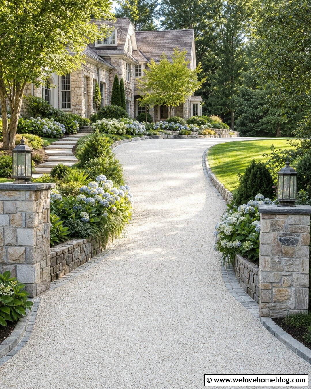 Crushed Oyster Shell Driveway With Low Stone Walls - 20 Crushed Oyster Shell Driveway Ideas