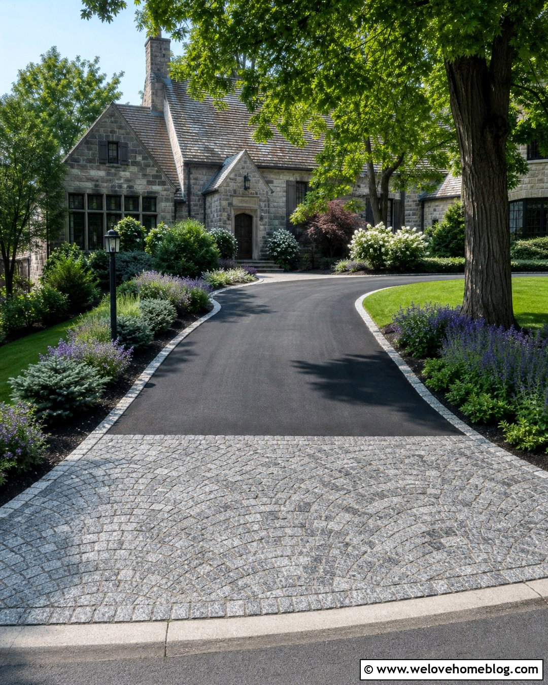 Curved Belgium Block Driveway Apron With Fan Pattern - 20 Belgium Block Driveway Apron Ideas