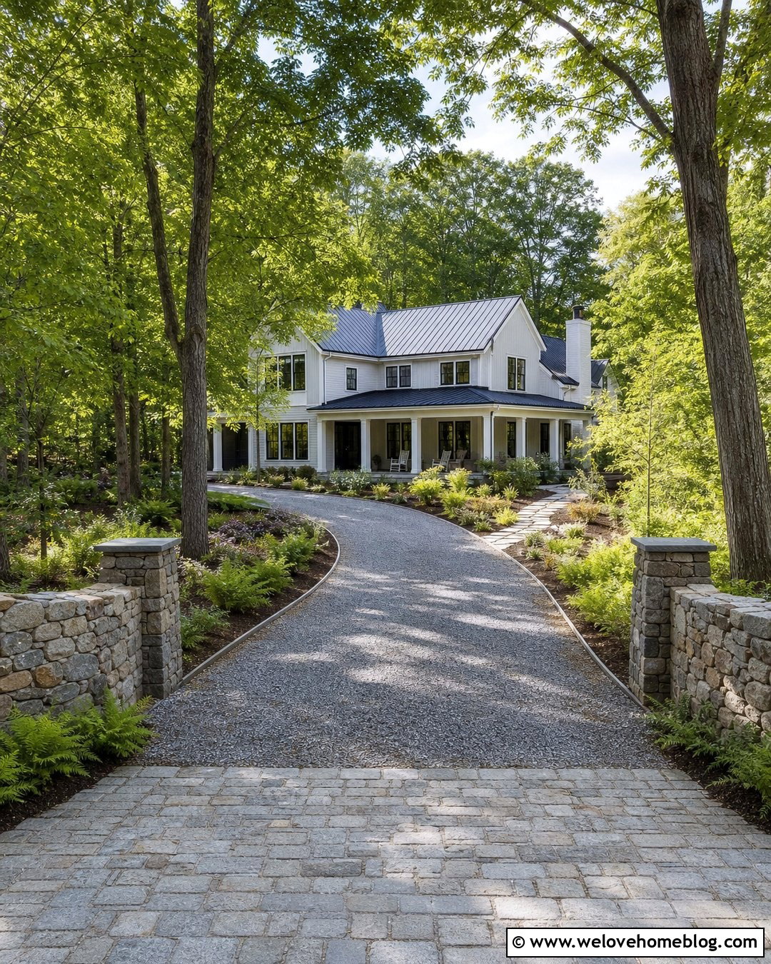 Curved Fieldstone Walls With A Gravel Driveway - 20 curved driveway entrance walls ideas