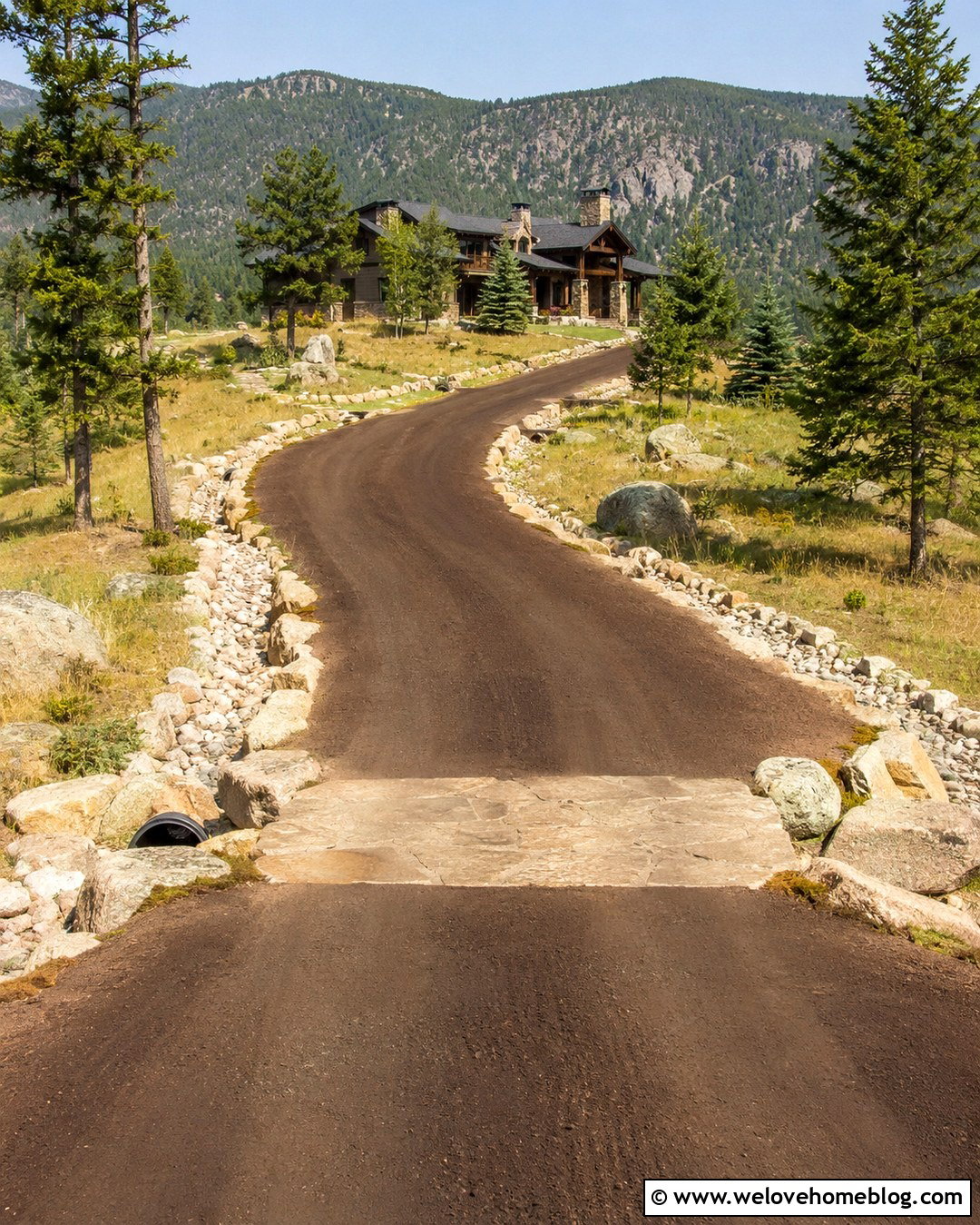 Dirt Driveway With Stone Drainage Ditches - 20 Long Dirt Driveway Ideas
