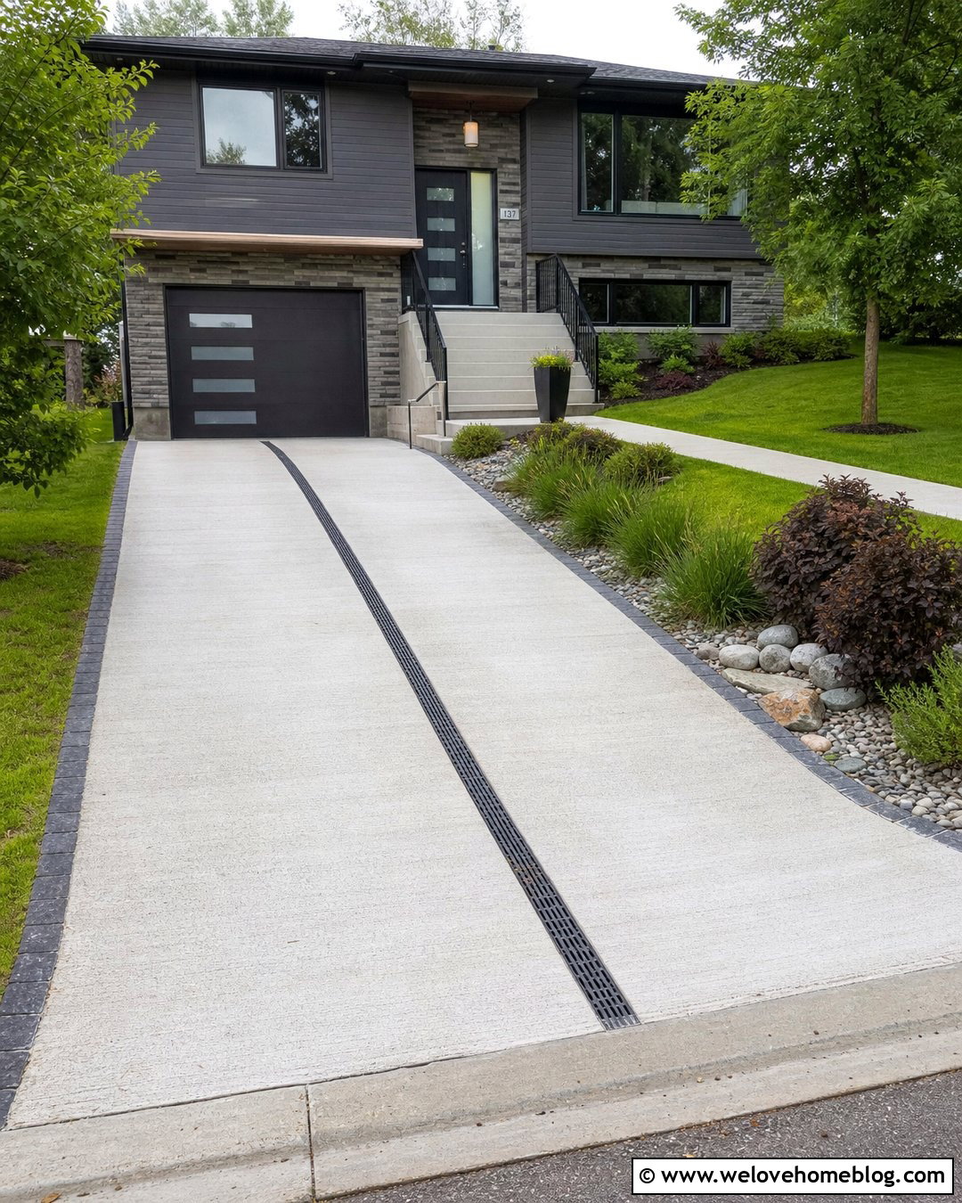 Drainage Channel Driveway Divider - 25 Driveway Divider Ideas