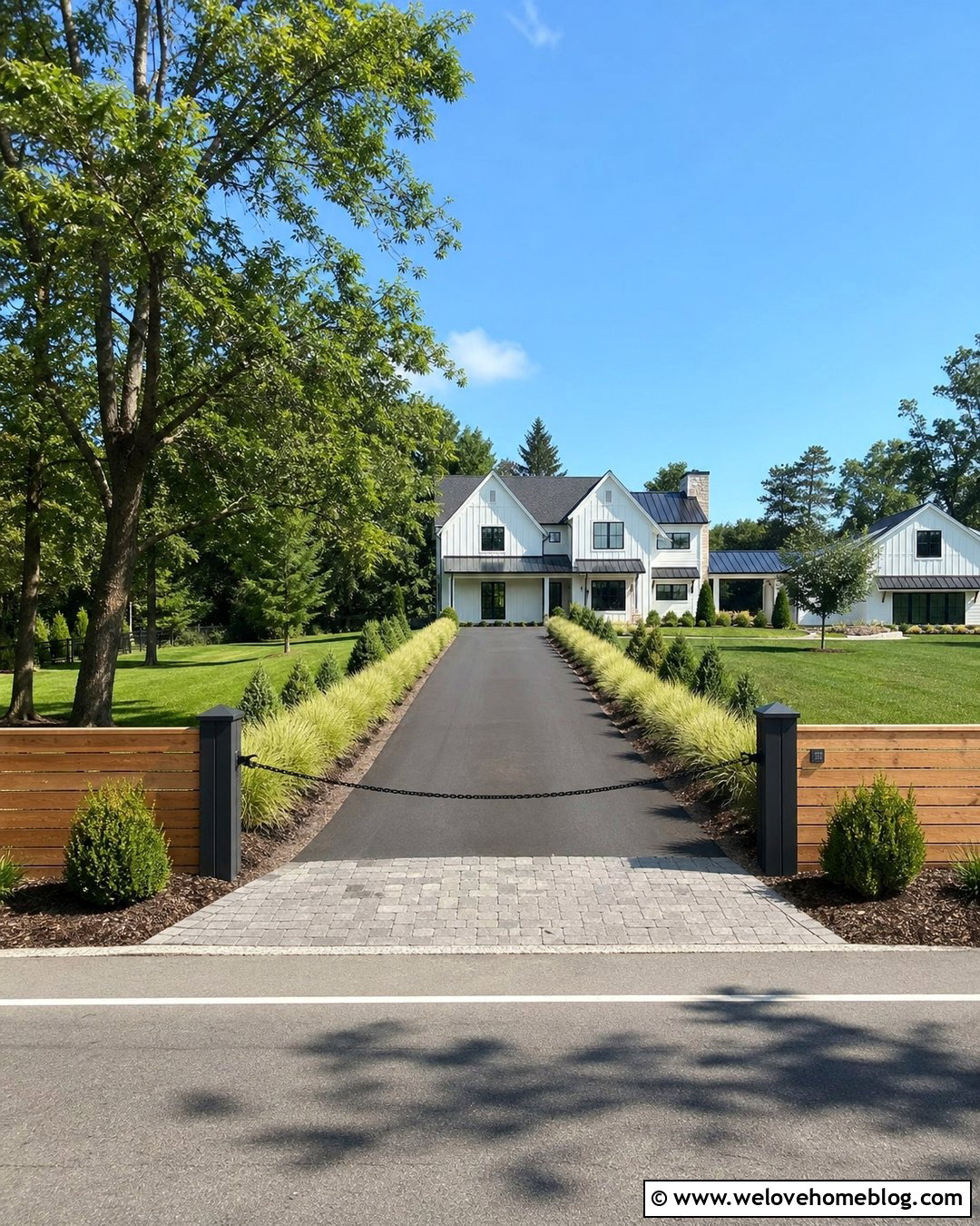 Driveway Chain With Matching Fence Posts - 20 Chain To Block Driveway Ideas