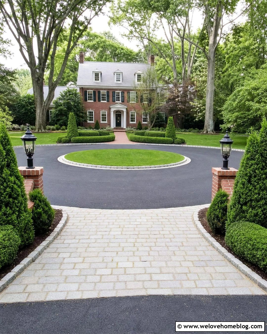 Driveway Entrance Lamp Posts With Evergreen Landscaping - 20 driveway entrance lamp post ideas