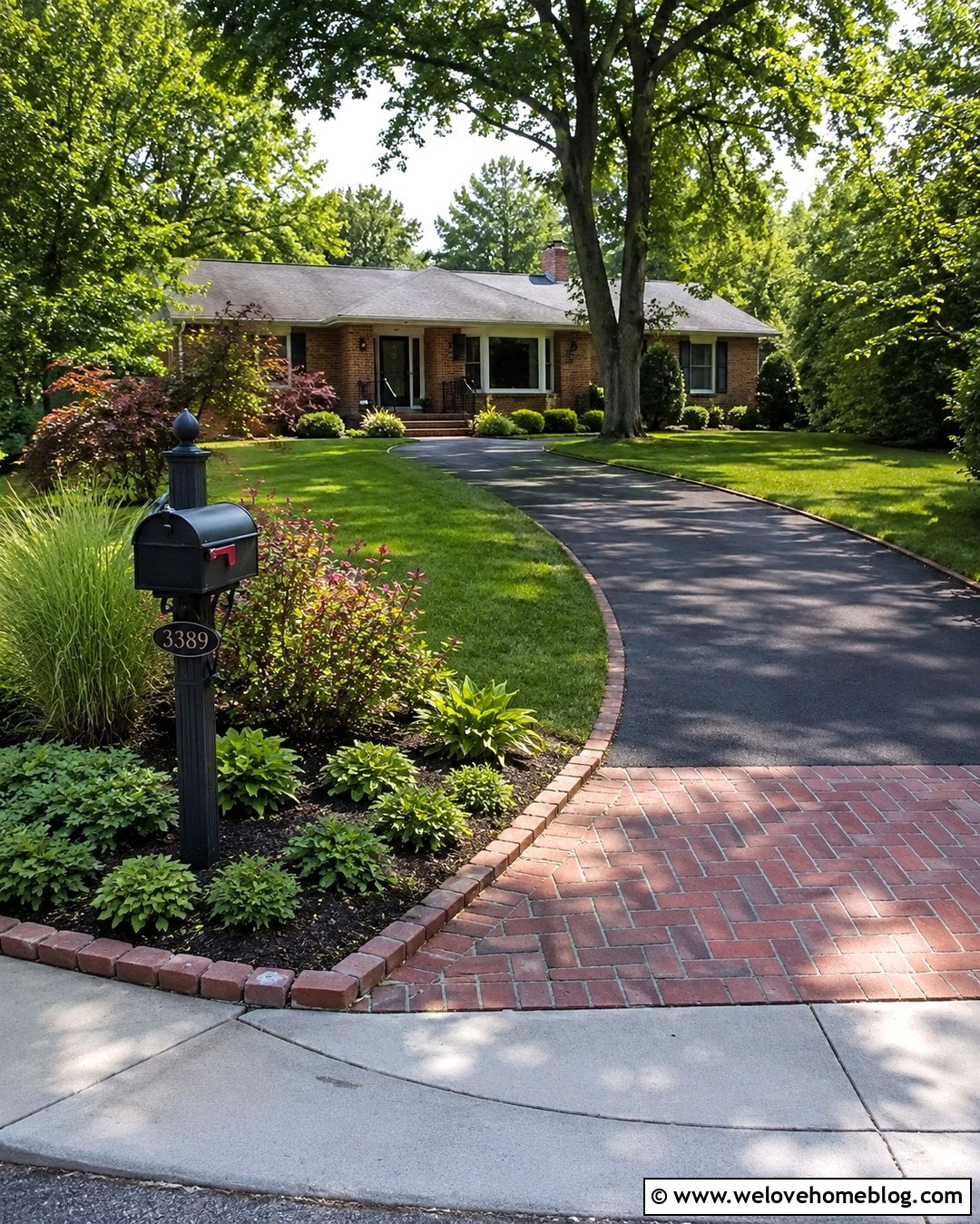 Driveway Entrance With Mailbox Garden - 20 Driveway Entrance Decor Ideas