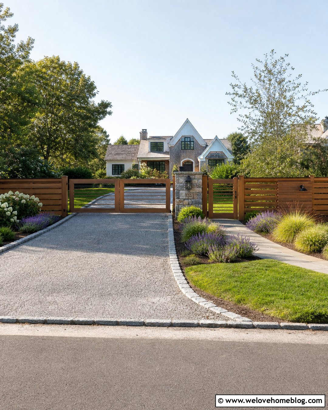 Driveway Fence With Pedestrian Gate - 25 Driveway Fencing Ideas