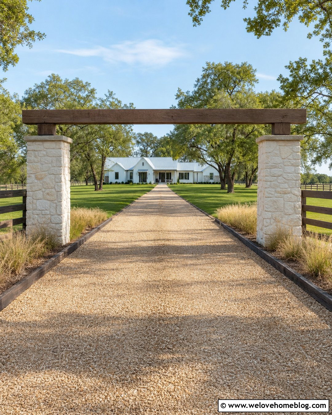 Driveway Pillars With An Overhead Beam - 20 End Of Driveway Pillars Ideas