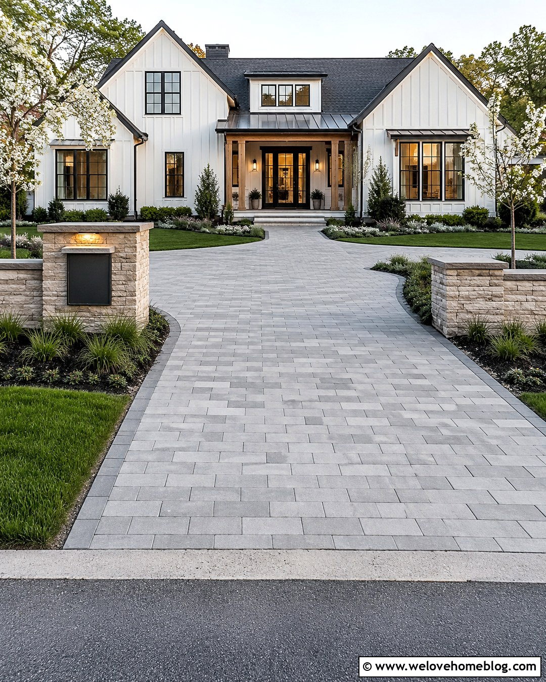 Driveway Wall With Address Sign - 20 Driveway Wall Entrance Ideas
