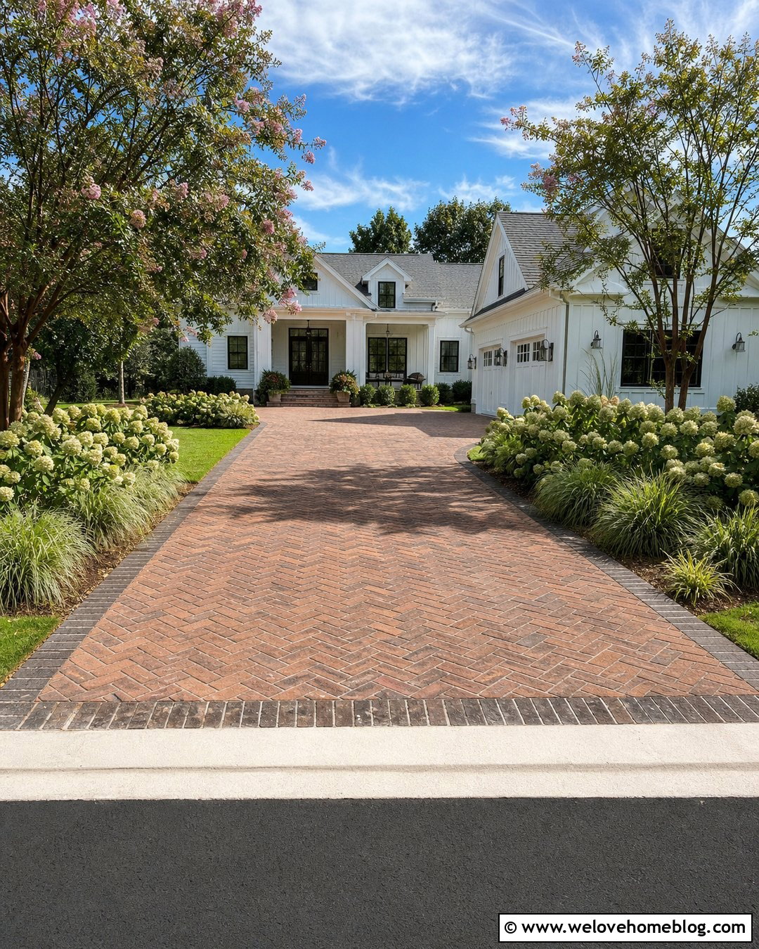Farmhouse Brick Paver Driveway - 35 driveway pavers design ideas