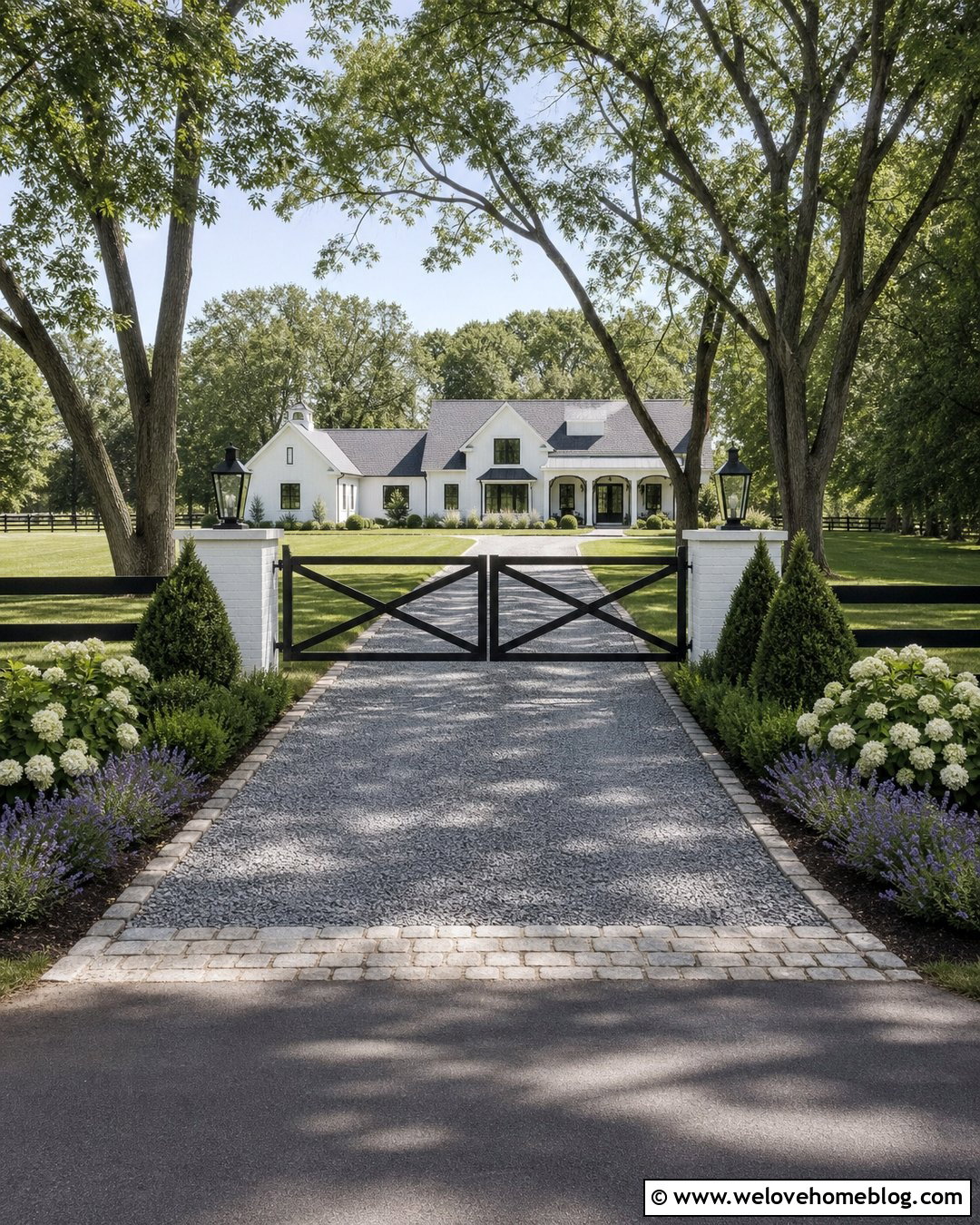 Farmhouse Driveway Gate With Lantern Pillars - 35 Front Gate Entrance Driveway Ideas
