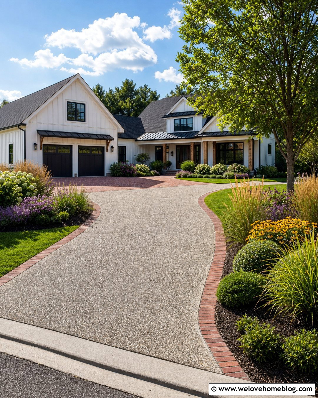 Farmhouse Driveway With Native Grasses - 35 farmhouse driveway ideas