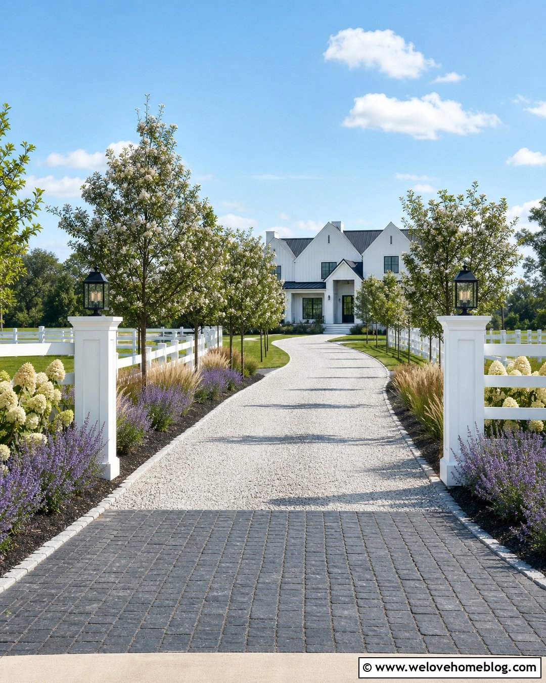 Farmhouse Fence Driveway Entryway - 20 Driveway Entryway Ideas