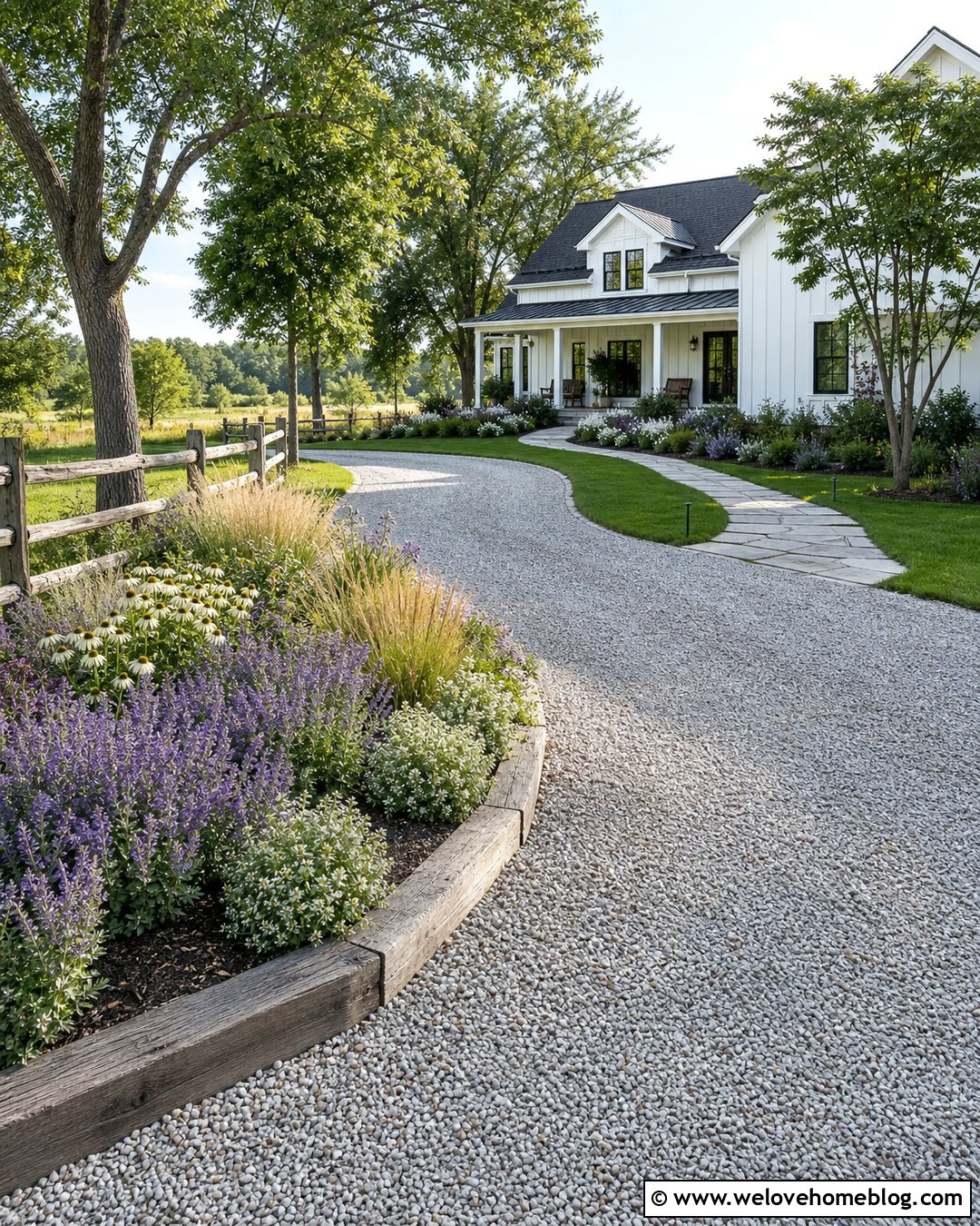 Farmhouse Garden Bed Next To Gravel Driveway - 20 Garden Bed Next To Driveway Ideas