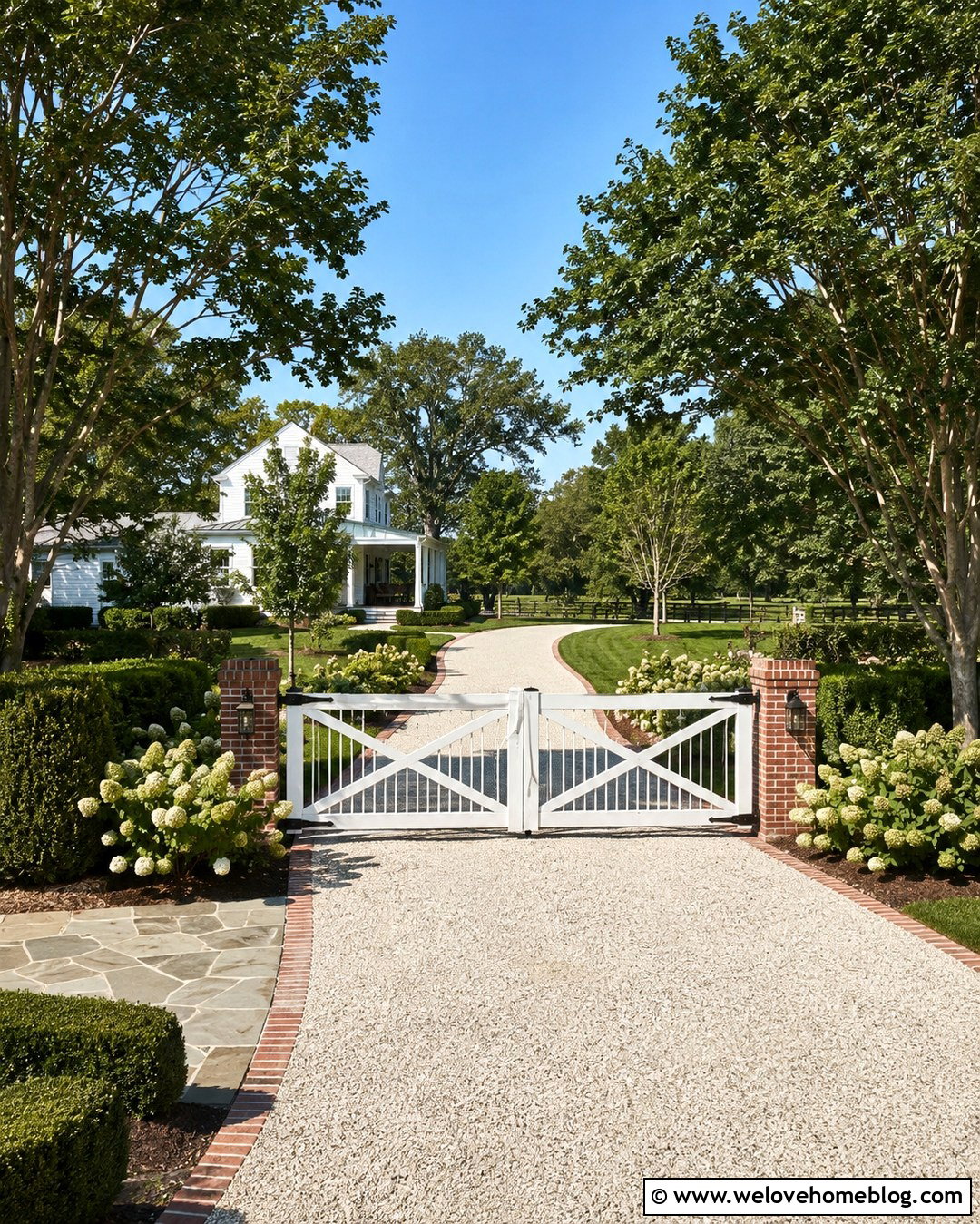 Farmhouse RV Driveway Gate - 20 Rv Driveway Gate Ideas