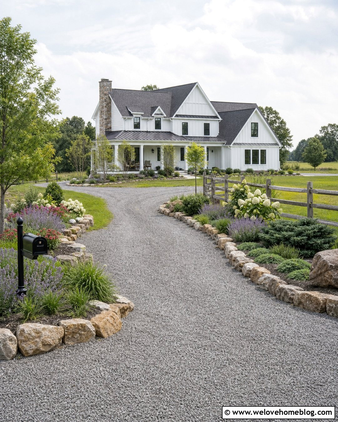 Farmhouse Rock Garden Beside Gravel Driveway - 20 Rock Garden Next To Driveway Ideas