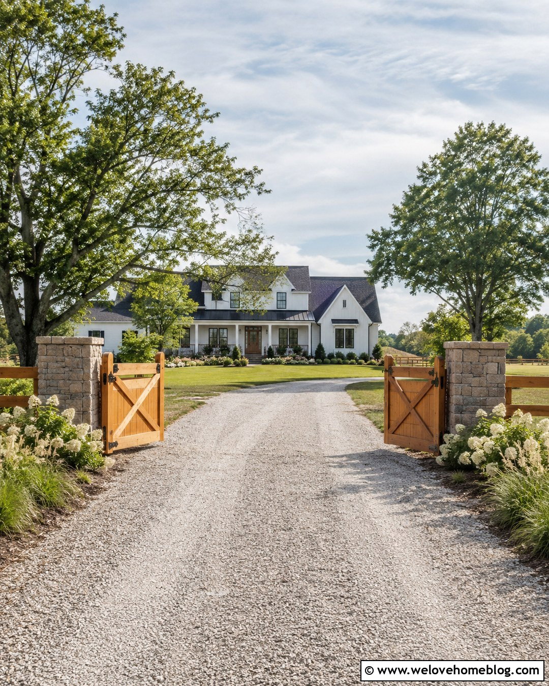 Farmhouse X Brace Double Driveway Gates