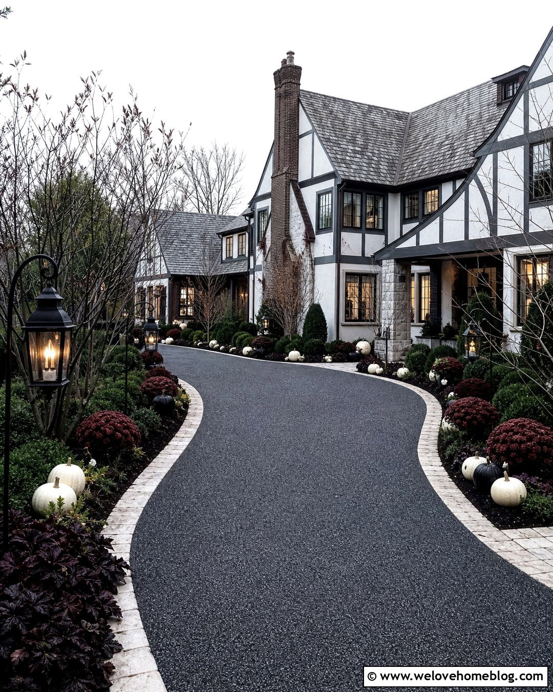 Gothic Lantern Driveway Halloween Decorations - 25 Driveway Halloween Decorations Ideas