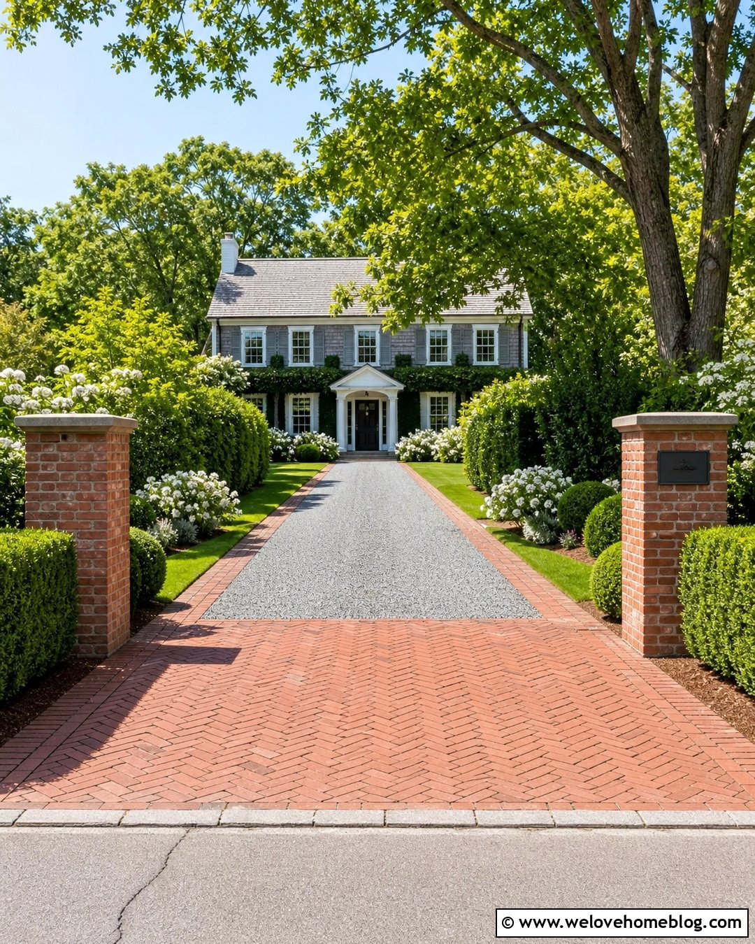 20 Brick Lined Gravel Driveway Ideas for Timeless Curb Appeal