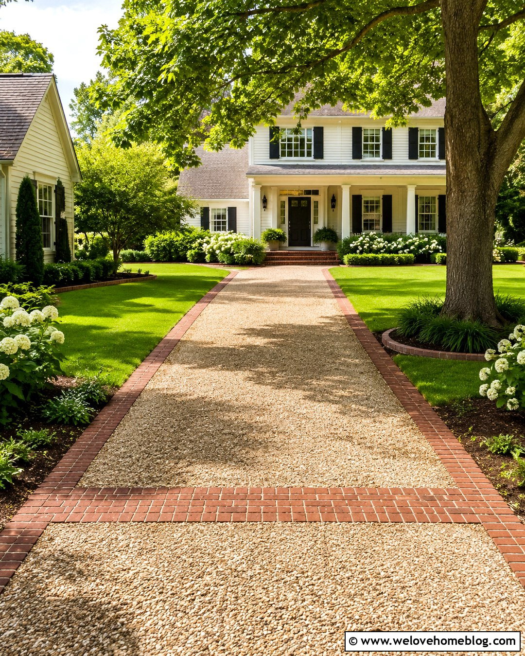 Gravel Driveway With Brick Mow Strip - 20 gravel driveways edging ideas