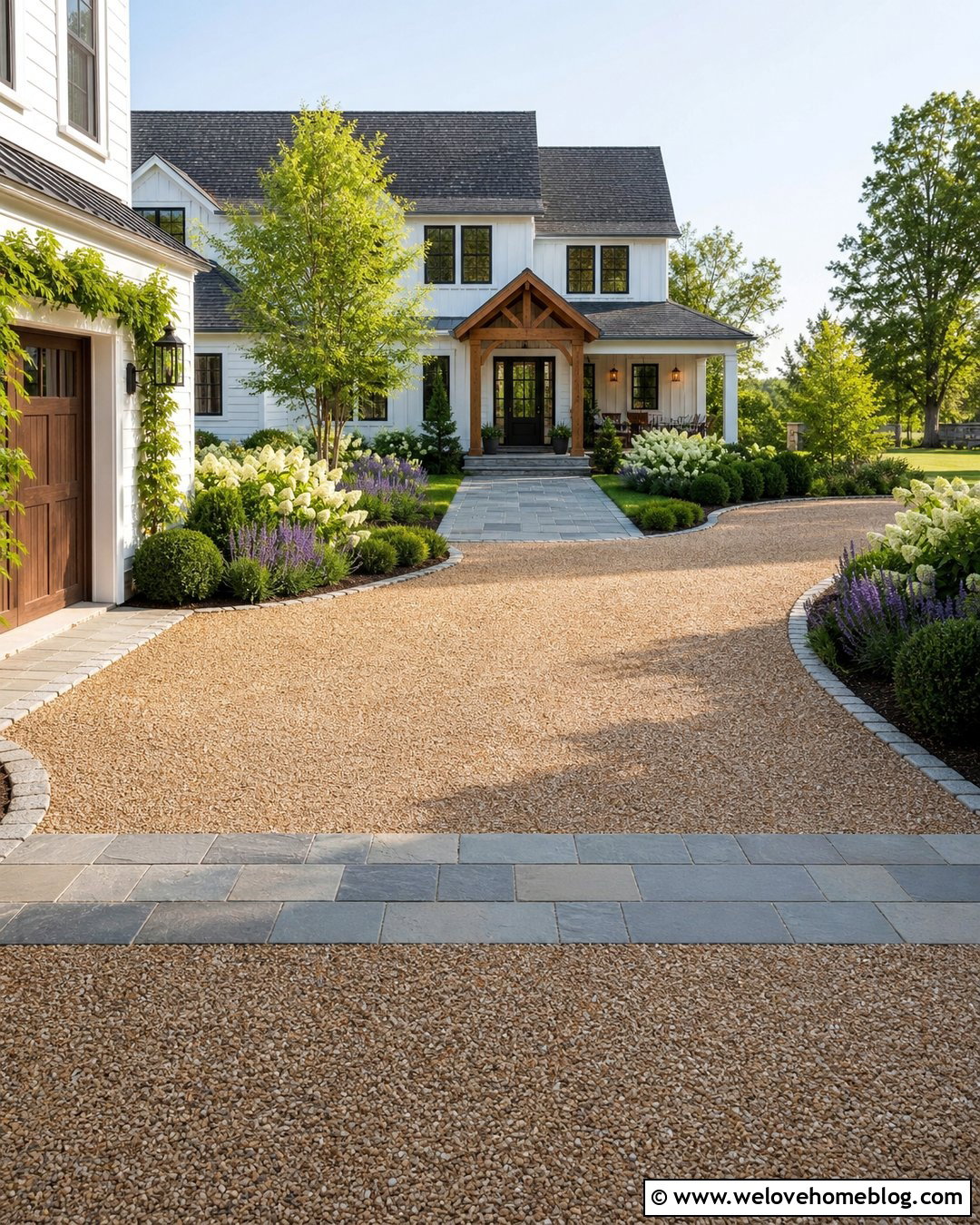 Gravel Driveway With Covered Entry Path - 20 Gravel Driveway With Path Ideas
