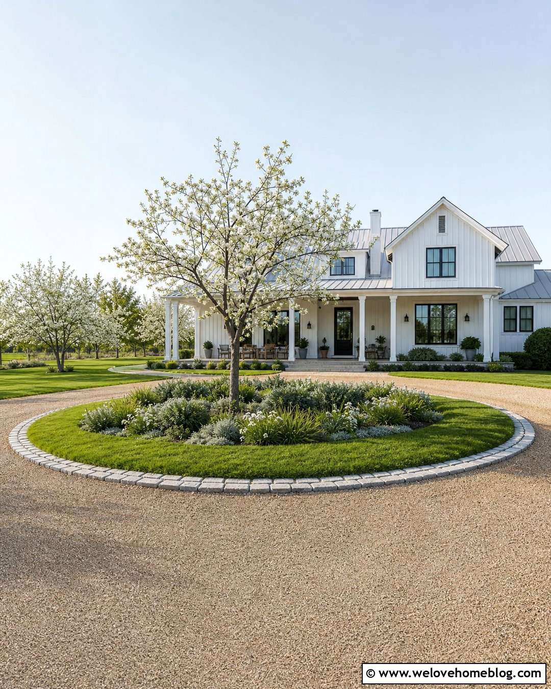 Gravel Roundabout Driveway With Orchard Island - 35 Round About Driveway Landscaping Ideas