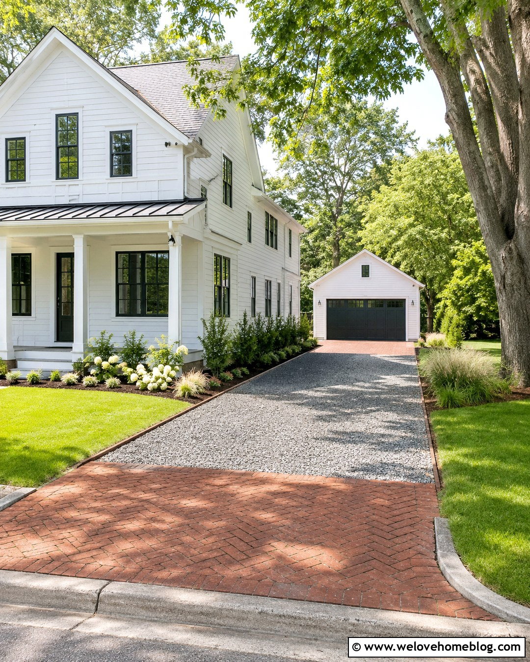 Gravel Side Driveway With Detached Garage - 20 Gravel Side Driveway Ideas