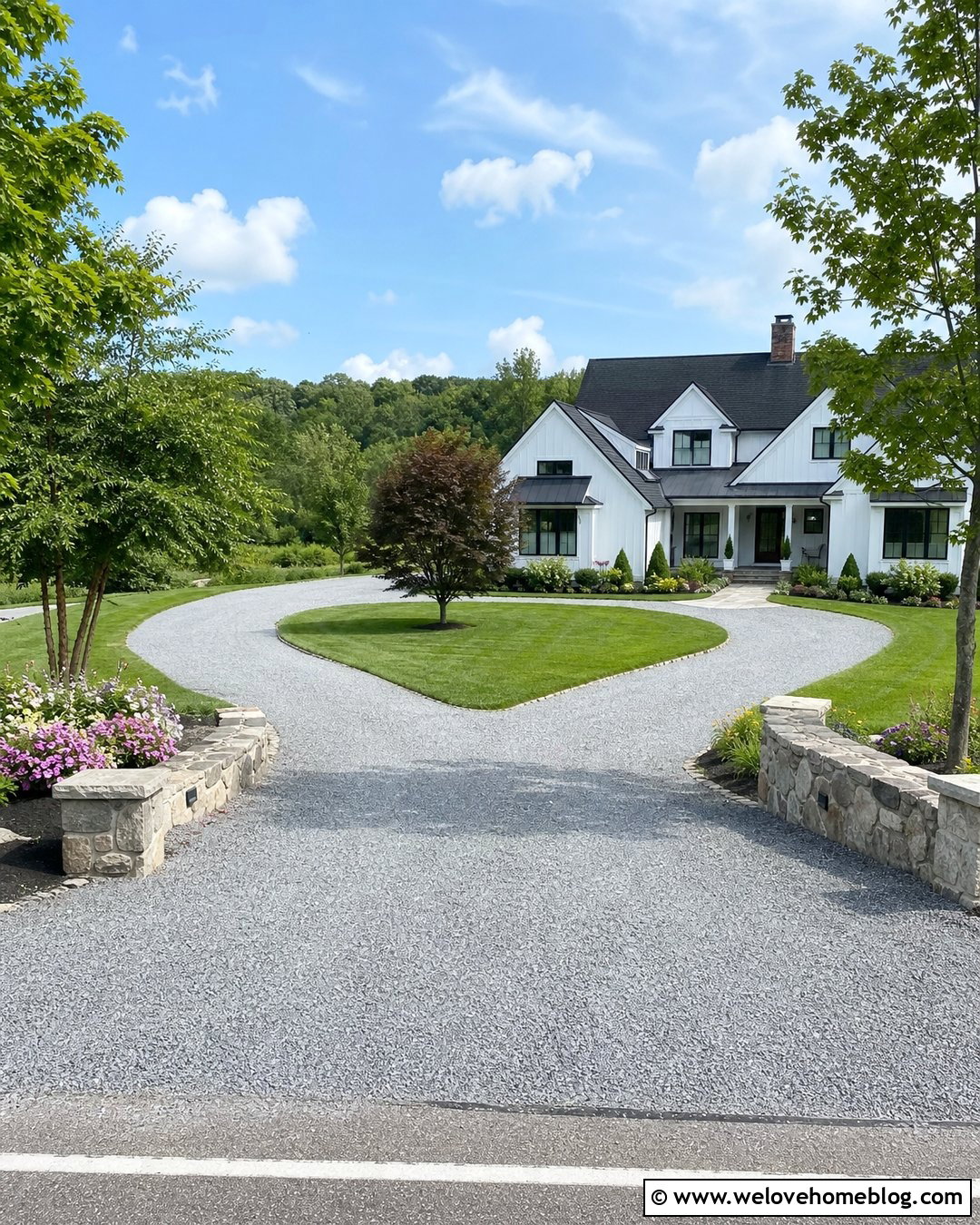 Gravel U Shaped Driveway With Stone Edging - 20 U Driveway Ideas